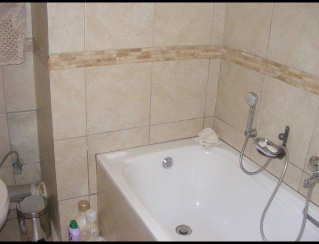 1 BEDROOM APARTMENT SOLD IN DORANDIA